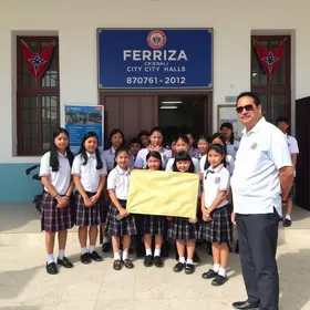 uniformes escolares em Ferraz